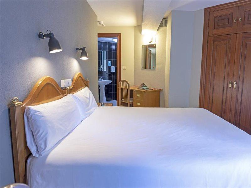 Hostal Alda Palencia Plaza Eksteriør bilde