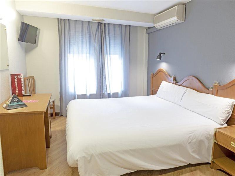 Hostal Alda Palencia Plaza Eksteriør bilde