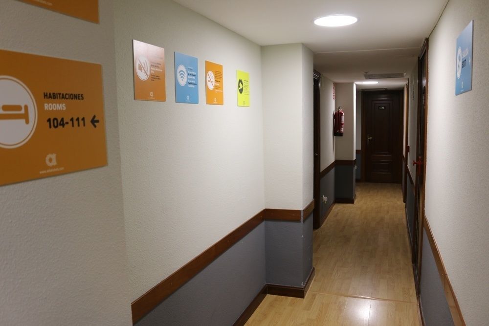 Hostal Alda Palencia Plaza Eksteriør bilde