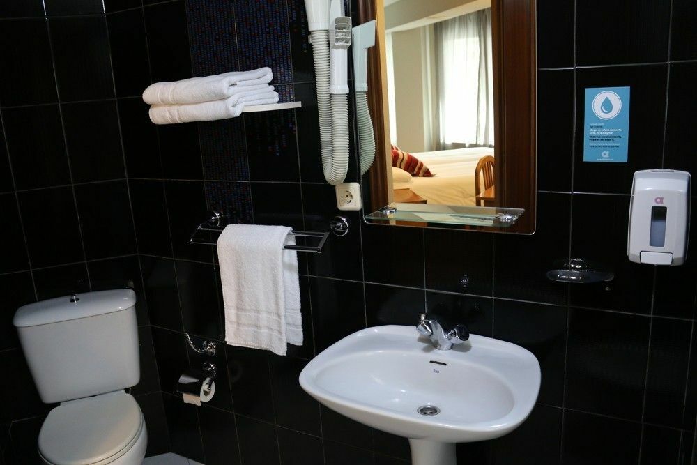 Hostal Alda Palencia Plaza Eksteriør bilde