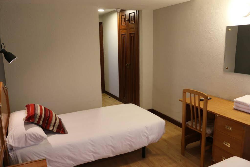 Hostal Alda Palencia Plaza Eksteriør bilde